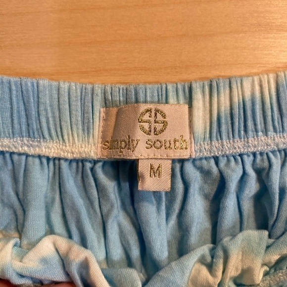 Simply Southern Blouse size Medium (BR) - Picture 8 of 13